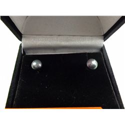 New Button Pearl earrings