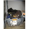 Image 1 : Tote of tools