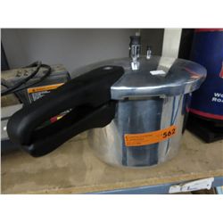 Pressure cooker