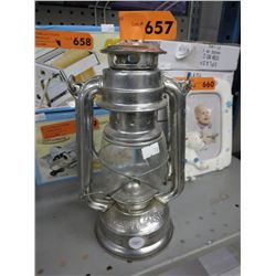 Swallow brand oil lamp