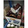 Image 1 : Box of misc. items, some vintage.