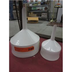 2 Ceramic Coors lab funnels