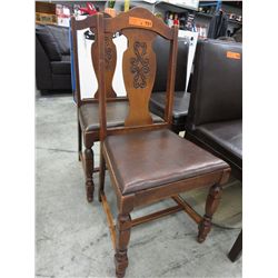 2 Vintage dining chairs