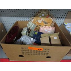 Assortment of vintage & collectible items