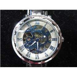 NEW - Men's mechanical skeleton watch