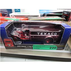 Ertl Die-cast Texaco bank - 1935 Dodge 3 Ton