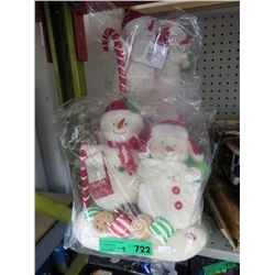 4 New battery operated Hallmark Christmas figures