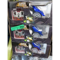 3 R/C stunt cars