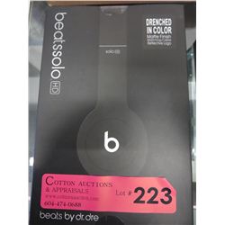 Black HD headphones - Not authenticated