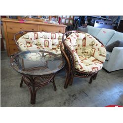 4 Piece set of rattan patio furniture