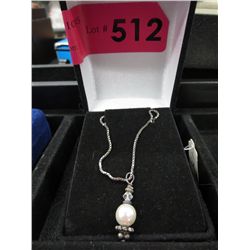 Pearl pendant on a 16" silver box link chain