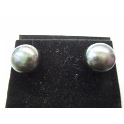 New black freshwater pearl earrings
