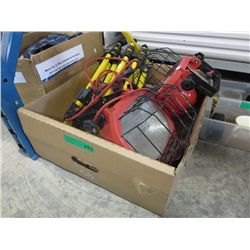 2 Industrial work lights with stands