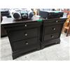 Image 1 : 2 Wood bedside tables with drawers