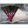 Image 1 : 2 Vintage fans, 1 tortoise shell