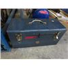 Image 1 : Metal toolbox and contents