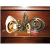 Image 1 : 5 Carved soapstone statues