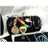 Image 8 : BOX LOT VINTAGE BEADED NECKLACES