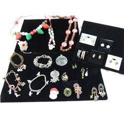 LOT 22 ASSORTED HOLIDAY CHRISTMAS JEWELRY