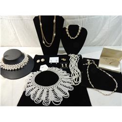 LOT 11 ASSORTED PEARL JEWERLY
