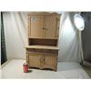 Image 2 : VINTAGE SHABBY CHIC CHILDS CUPBOARD HUTCH