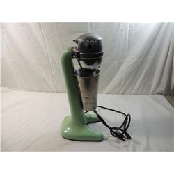 VINTAGE HAMILTON BEACH MIXER