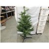 Image 1 : MOUNTAIN KING 4 FOOT CHRISTMAS TREE