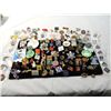 Image 1 : LOT 122 ASSORTED COLLECTORS PINS