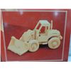 Image 2 : LOT 2 BULLDOZER & EXCAVATOR WOOD BUILDING KIT