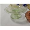 Image 6 : LOT 8 VINTAGE GLASSWARE DEPRESSION CUPS