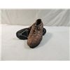 Image 2 : CLEATS FIGURINE STATUE RESIN