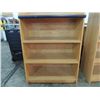 Image 3 : WALL UNIT STORE DISPLAY SHELF