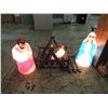 Image 1 : VINTAGE OUTDOOR LIGHTED NATIVITY SCENE