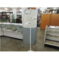 WHITE METAL 3 LIGHT FLOOR LAMP