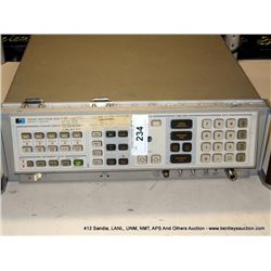 HP 8566B SPECTRUM ANALYZER