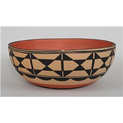 Santa Domingo Pottery Dough Bowl by Vidal A Guilar 17" D. 6 1/2" H.  Fine Condition