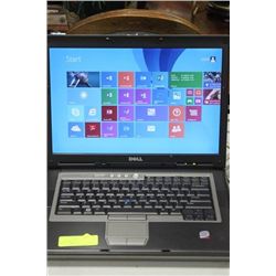 15.4" BUSINESS CLASS DELL LATITUDE SERIES LAPTOP
