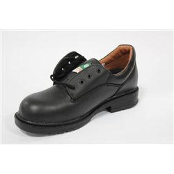 DYNAMIC STEEL TOE BOOTS SIZE 9 2E