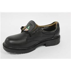 DYNAMIC STEEL TOE BOOTS ON CHOICE: SIZE 8 2E