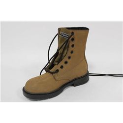 DYNAMIC STEEL TOE BOOTS ON CHOICE: SIZE 6 3E