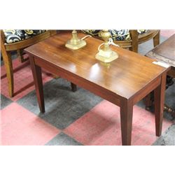 PIANO BENCH