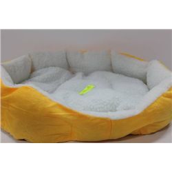 NEW LARGE DOG BED