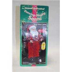 DANCING / SINGING SANTA CLAUS