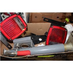 PAIR OF TRAILER LIGHTS & JACK STAND