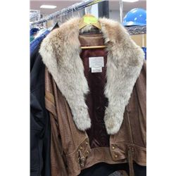 LEATHERANCH LEATHER AND FUR JACKET SIZE 2
