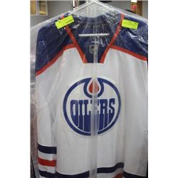 OILERS OFFICIAL JERSEY SIZE 58
