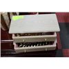 Image 1 : JEWELRY BOX W CONTENTS