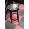 Image 1 : BAR STOOL