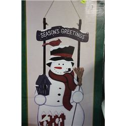 SEASONS GREETINGS CHRISTMAS ORNAMENT