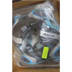 PAIR OF REEBOK SIZE 7 WOMENS ICE SKATES